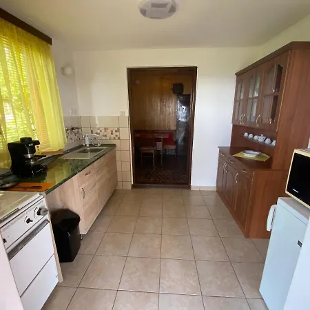 Feher Szolo Vendeghaz *